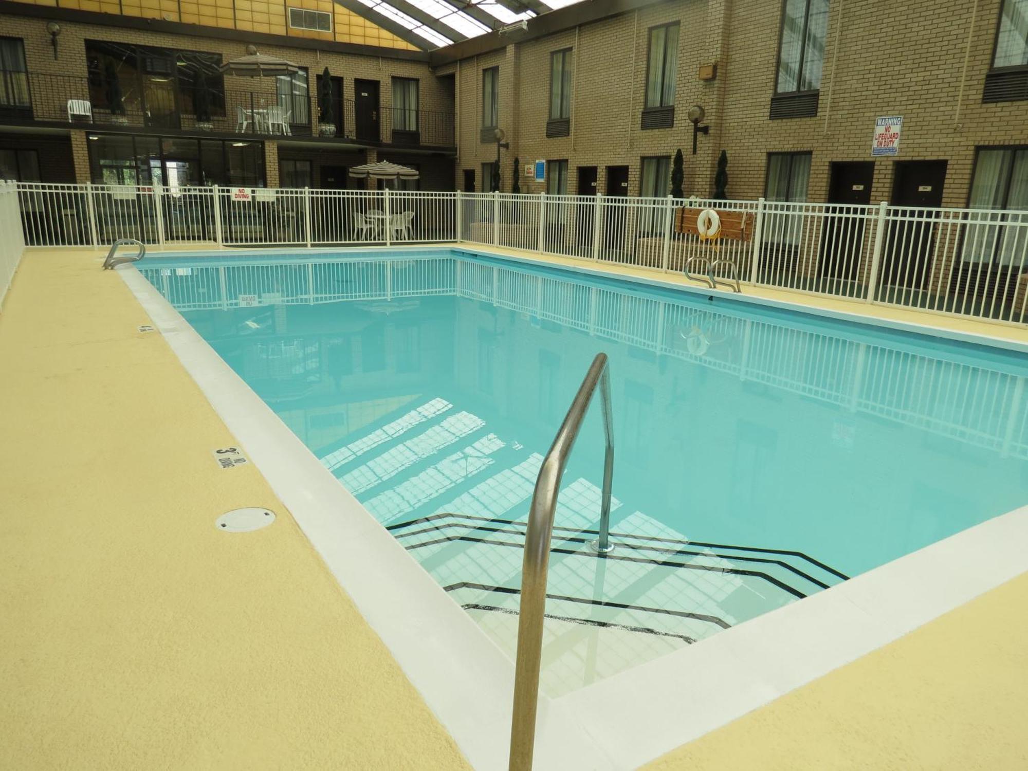 Gold Vault Inn Radcliff Luaran gambar